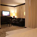 Hotel Shiroka Laka Hotel 4*