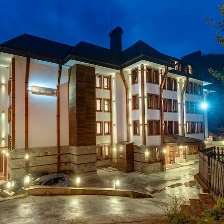 Shiroka Laka Hotel فندق Shiroka Lŭka