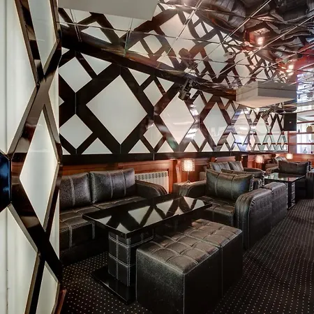 فندق Shiroka Laka Hotel 4*