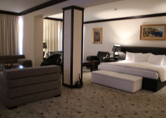 Хотел Shiroka Laka Hotel Широка лъка