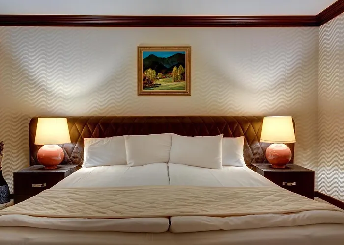 Хотел Shiroka Laka Hotel